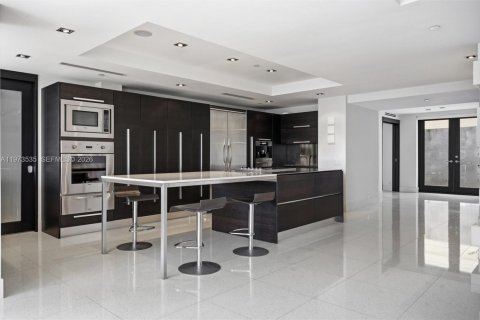 Condominio en venta en Miami Beach, Florida, 4 dormitorios, 349.13 m2 № 2079327 - foto 7