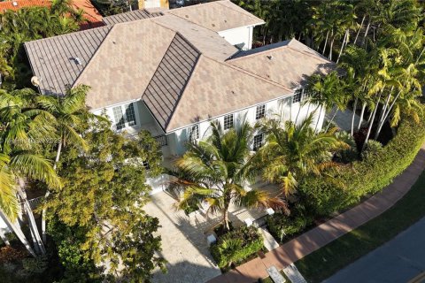 House in Key Biscayne, Florida 7 bedrooms, 513.56 sq.m. № 1269260 - photo 23
