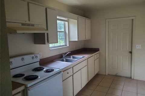 House in Ocala, Florida 3 bedrooms, 92.81 sq.m. № 1787666 - photo 3