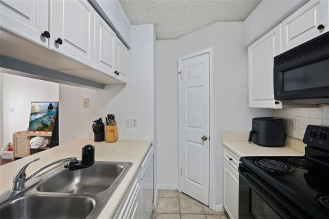 Copropriété à vendre à Tampa, Floride: 1 chambre, 58.25 m2 № 1919705 - photo 15