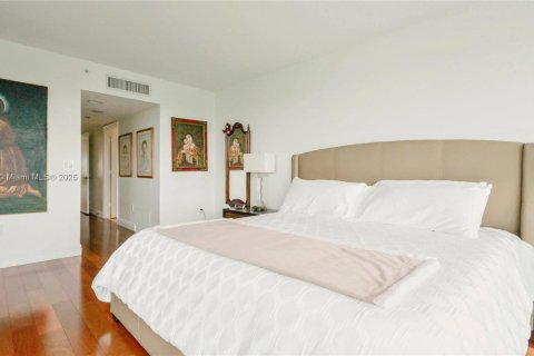 Condominio en venta en Sunny Isles Beach, Florida, 3 dormitorios, 217.39 m2 № 1638412 - foto 16