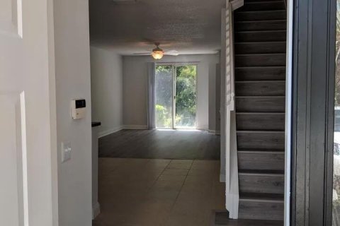 Touwnhouse à louer à Coconut Creek, Floride: 2 chambres, 130.71 m2 № 2085397 - photo 5