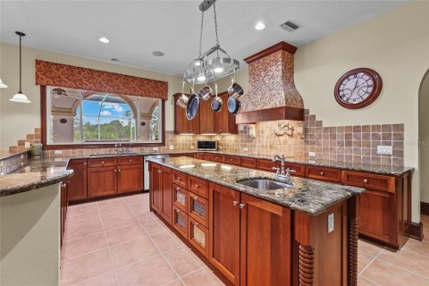 Casa en venta en Sarasota, Florida, 6 dormitorios, 490.99 m2 № 1784761 - foto 5