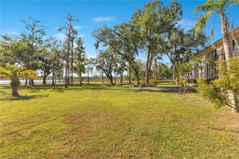 Casa en venta en Kissimmee, Florida, 4 dormitorios, 433.3 m2 № 1598131 - foto 25