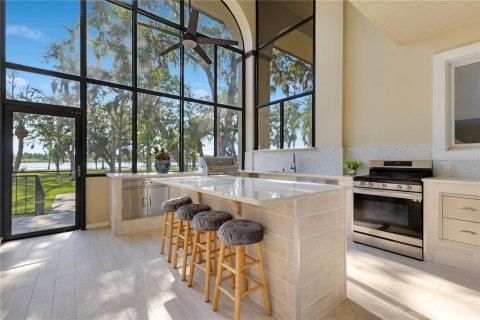 Casa en venta en Kissimmee, Florida, 4 dormitorios, 433.3 m2 № 1598131 - foto 4
