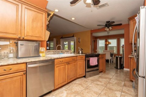 House in Spring Hill, Florida 3 bedrooms, 181.07 sq.m. № 1903132 - photo 10