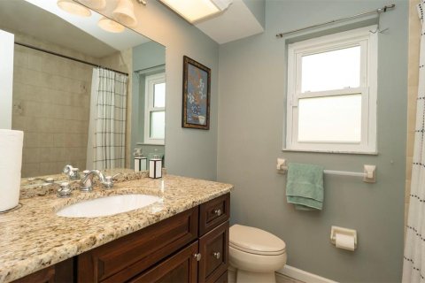 House in Spring Hill, Florida 3 bedrooms, 181.07 sq.m. № 1903132 - photo 23