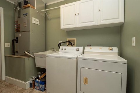 House in Spring Hill, Florida 3 bedrooms, 181.07 sq.m. № 1903132 - photo 20