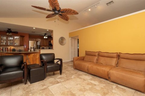 House in Spring Hill, Florida 3 bedrooms, 181.07 sq.m. № 1903132 - photo 18