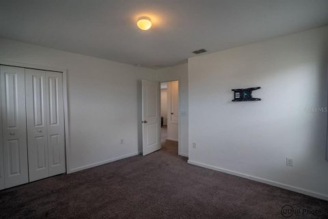 Casa en alquiler en Haines City, Florida, 3 dormitorios, 182.83 m2 № 1808153 - foto 13