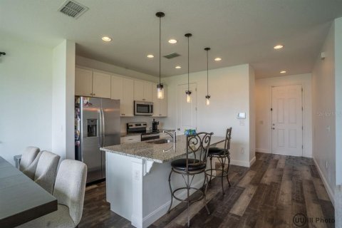 Casa en alquiler en Haines City, Florida, 3 dormitorios, 182.83 m2 № 1808153 - foto 2
