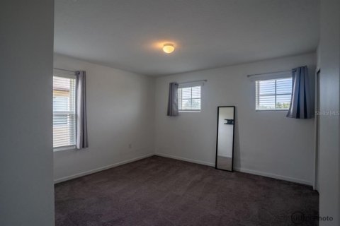 Casa en alquiler en Haines City, Florida, 3 dormitorios, 182.83 m2 № 1808153 - foto 12