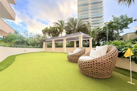 Condo in Miami Beach, Florida, 2 bedrooms № 2181268 - photo 27