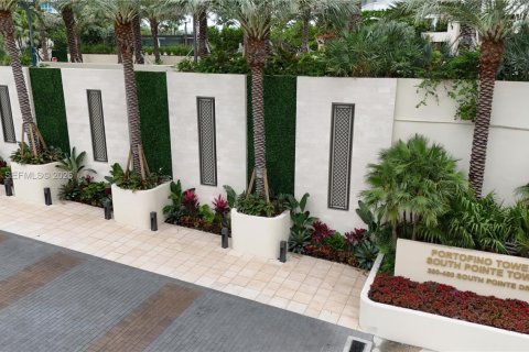 Condo in Miami Beach, Florida, 2 bedrooms № 2181268 - photo 22