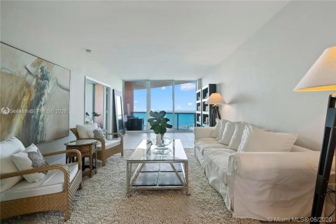 Condo in Miami Beach, Florida, 2 bedrooms № 2181268 - photo 7