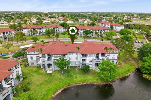 Copropriété à vendre à Orlando, Floride: 1 chambre, 71.35 m2 № 2099955 - photo 2