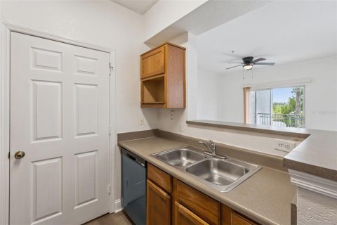 Copropriété à vendre à Orlando, Floride: 1 chambre, 71.35 m2 № 2099955 - photo 13
