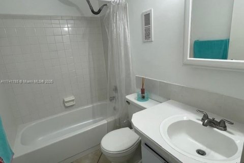 Condominio en venta en Coral Springs, Florida, 2 dormitorios, 99.22 m2 № 1692229 - foto 6