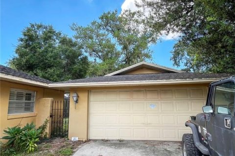 Casa en venta en Apopka, Florida, 4 dormitorios, 274.8 m2 № 1903999 - foto 3