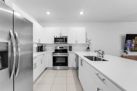 Villa ou maison à vendre à Homestead, Floride: 3 chambres, 153.1 m2 № 2060776 - photo 5