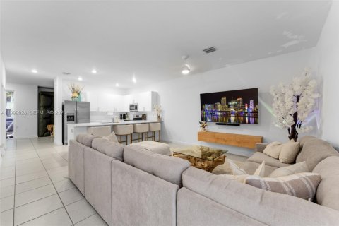 Villa ou maison à vendre à Homestead, Floride: 3 chambres, 153.1 m2 № 2060776 - photo 12