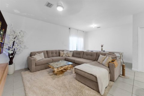 Villa ou maison à vendre à Homestead, Floride: 3 chambres, 153.1 m2 № 2060776 - photo 10