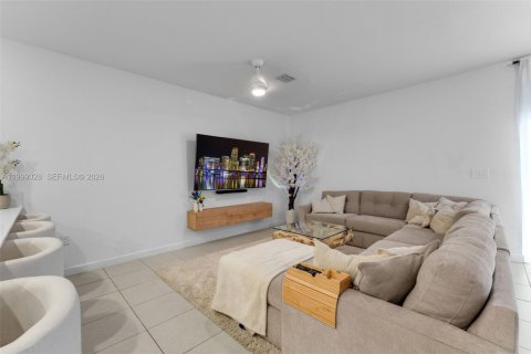 Villa ou maison à vendre à Homestead, Floride: 3 chambres, 153.1 m2 № 2060776 - photo 8