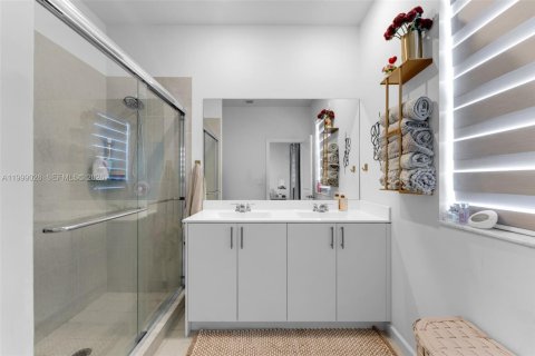 Villa ou maison à vendre à Homestead, Floride: 3 chambres, 153.1 m2 № 2060776 - photo 24