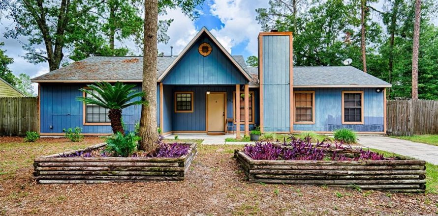 House in Gainesville, Florida 3 bedrooms, 133.78 sq.m. № 1815888