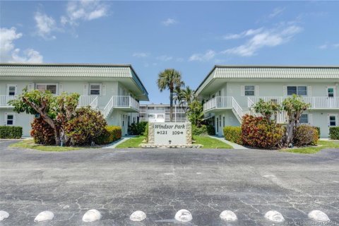 Condominio en alquiler en North Palm Beach, Florida, 2 dormitorios, 89.37 m2 № 2176216 - foto 16