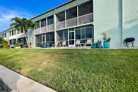 Condominio en alquiler en North Palm Beach, Florida, 2 dormitorios, 89.37 m2 № 2176216 - foto 13