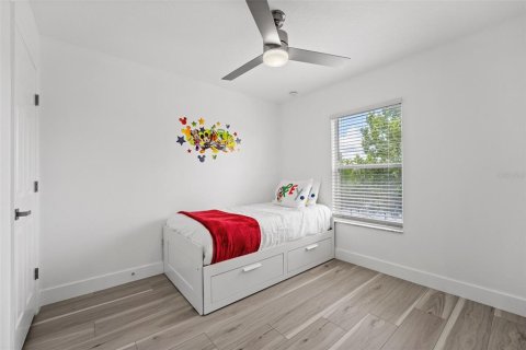 Adosado en venta en Kissimmee, Florida, 4 dormitorios, 124.49 m2 № 2205489 - foto 14