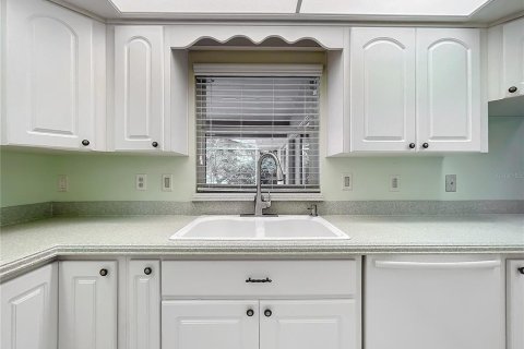 House in Leesburg, Florida 3 bedrooms, 184.5 sq.m. № 1353383 - photo 15