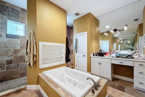 Villa ou maison à vendre à Sarasota, Floride: 4 chambres, 214.6 m2 № 1829688 - photo 18
