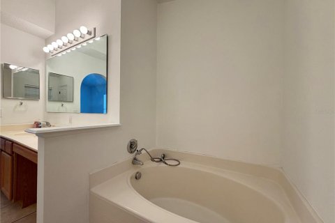 Villa ou maison à louer à Orlando, Floride: 3 chambres, 151.62 m2 № 2420645 - photo 12