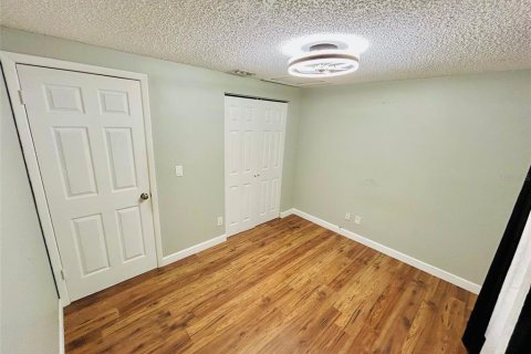 House in Tampa, Florida 3 bedrooms, 154.03 sq.m. № 1795029 - photo 20