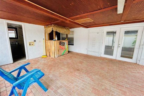House in Tampa, Florida 3 bedrooms, 154.03 sq.m. № 1795029 - photo 28