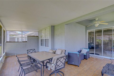 House in Fish Hawk, Florida 2 bedrooms, 143.44 sq.m. № 2122888 - photo 19