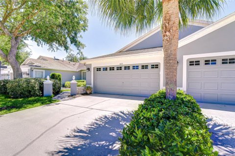 House in Fish Hawk, Florida 2 bedrooms, 143.44 sq.m. № 2122888 - photo 2