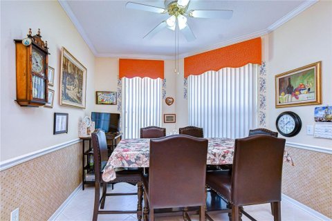 House in Fish Hawk, Florida 2 bedrooms, 143.44 sq.m. № 2122888 - photo 8