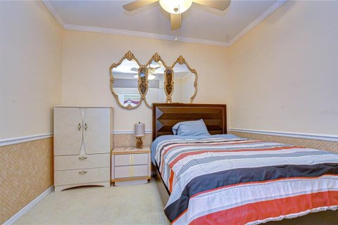 House in Fish Hawk, Florida 2 bedrooms, 143.44 sq.m. № 2122888 - photo 18