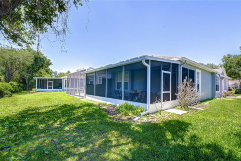 House in Fish Hawk, Florida 2 bedrooms, 143.44 sq.m. № 2122888 - photo 3