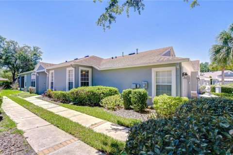 House in Fish Hawk, Florida 2 bedrooms, 143.44 sq.m. № 2122888 - photo 24