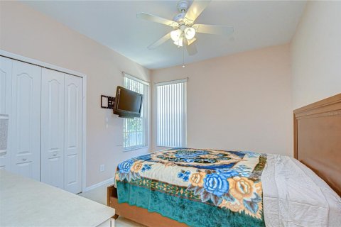 House in Fish Hawk, Florida 2 bedrooms, 143.44 sq.m. № 2122888 - photo 13