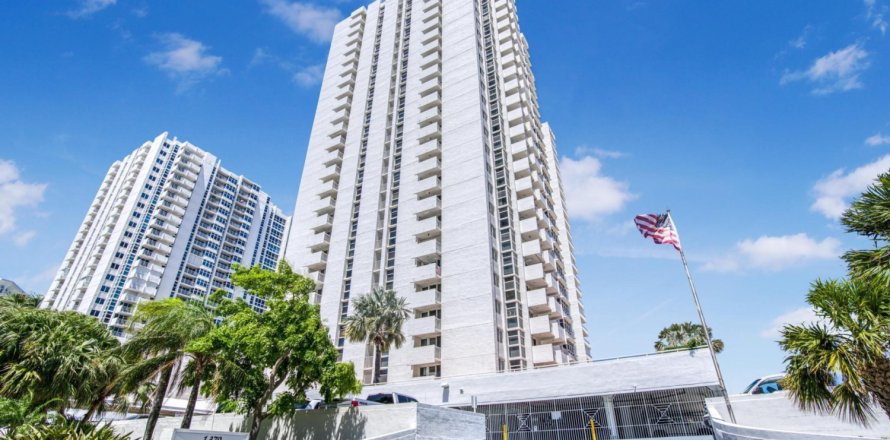 Condo à Pompano Beach, Floride, 2 chambres № 1092029