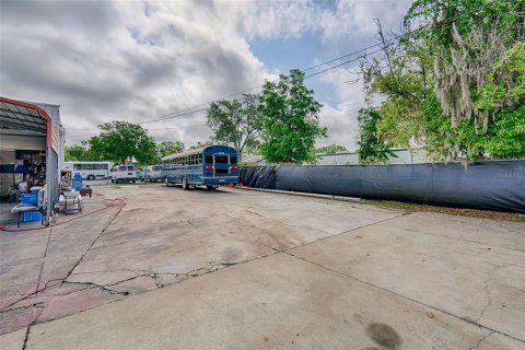 Propiedad comercial en alquiler en Gainesville, Florida, 104.79 m2 № 1733812 - foto 21