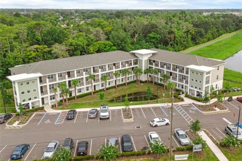 Apartamento en alquiler en Orlando, Florida, 2 dormitorios, 104.05 m2 № 1592504 - foto 1