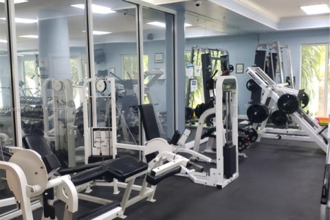 Купить кондоминиум в Майами, Флорида 2 спальни, 85.66м2, № 1964836 - фото 30