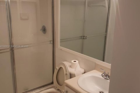 Купить кондоминиум в Майами, Флорида 2 спальни, 85.66м2, № 1964836 - фото 10