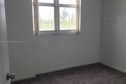 Купить кондоминиум в Майами, Флорида 2 спальни, 85.66м2, № 1964836 - фото 14